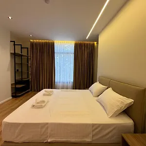 Hotel Andi Downtown Deluxe, Vlorë